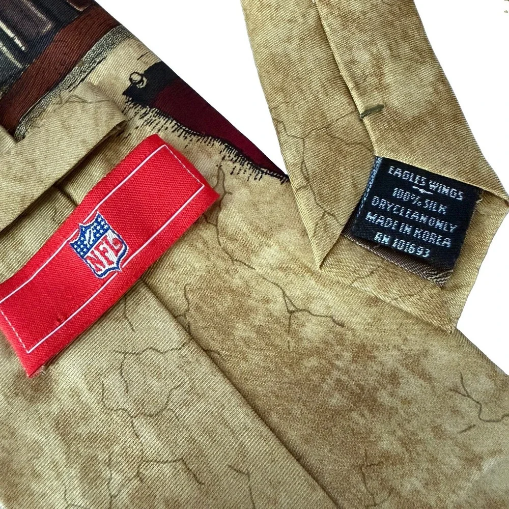 Vintage San Francisco 49ers NFL Football Eagle Wings 100% Silk Tie Nostalgia 2
